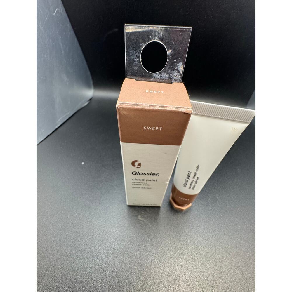 NWT Glossier Cloud Paint Cheek Color shade Swept - Picture 3 of 5